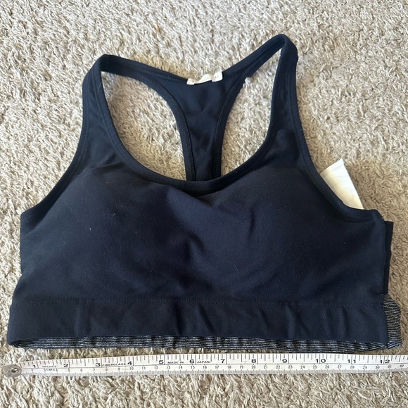 Liquido Active Black Sports Bra w/ pads - Picture 3 of 4